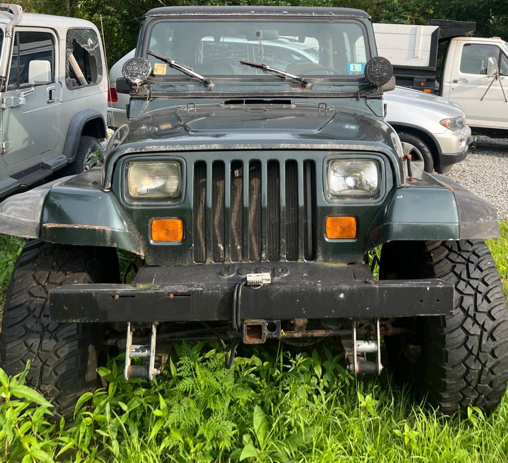 Jeep-wrangler-1988-green-1