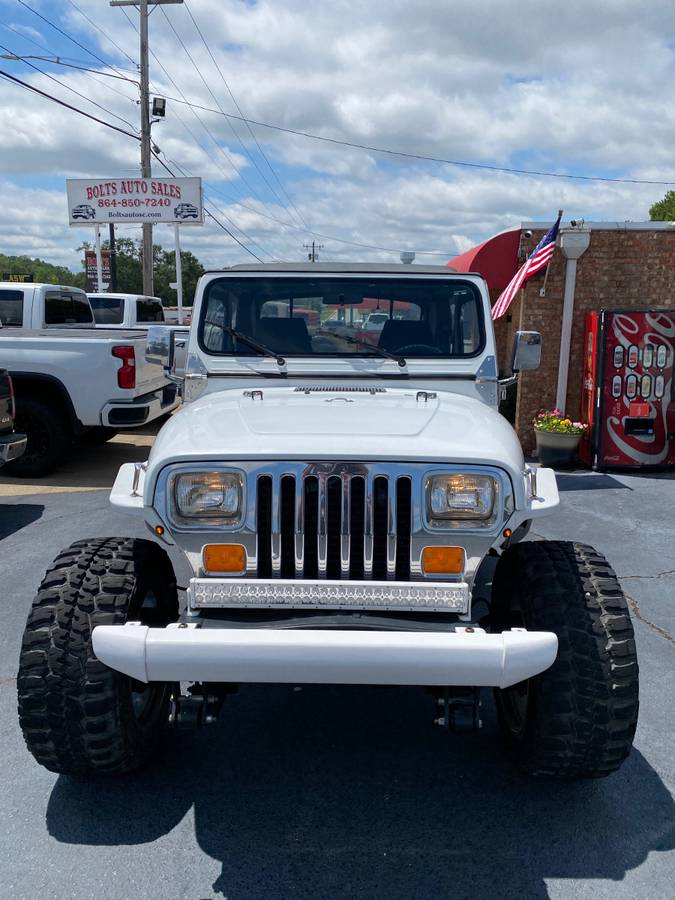 Jeep-wrangler-1988-white-14