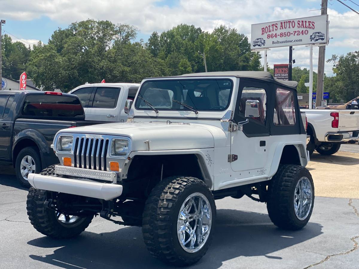 Jeep-wrangler-1988-white