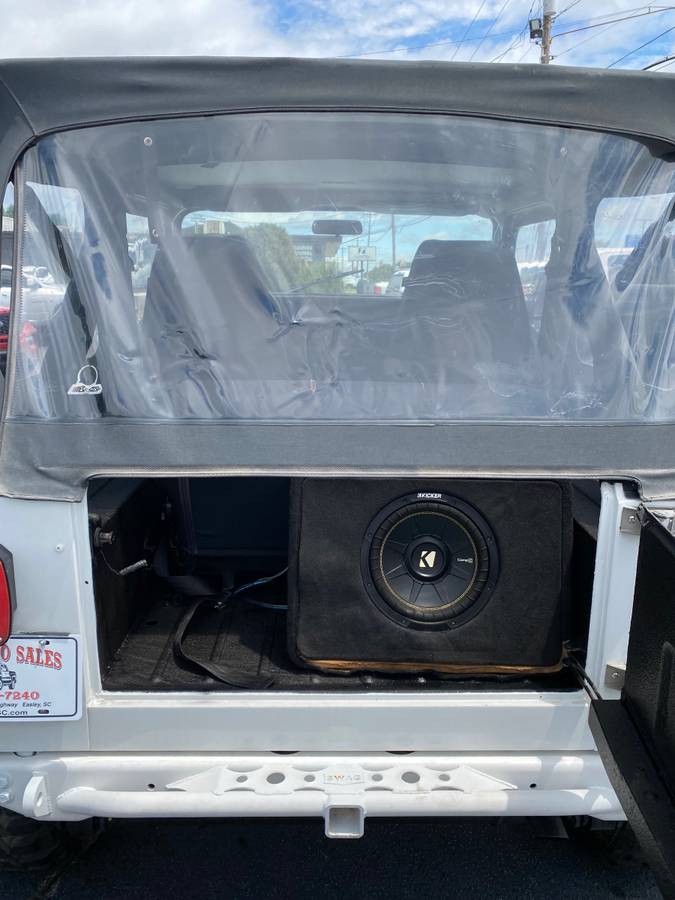 Jeep-wrangler-1988-white-19