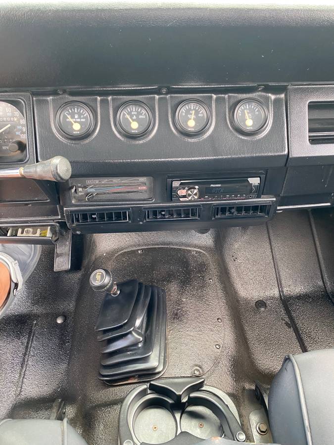 Jeep-wrangler-1988-white-22