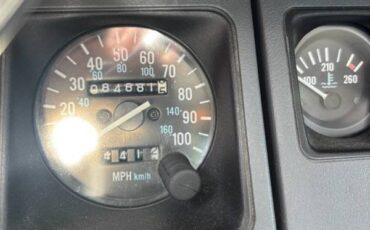 Jeep-wrangler-1988-white-6
