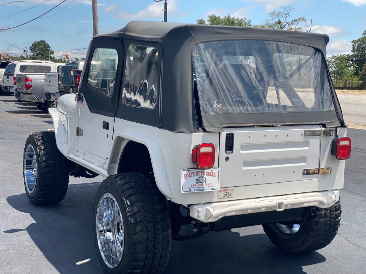 Jeep-wrangler-1988-white-7