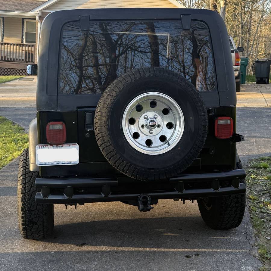 Jeep-wrangler-1989-black-5
