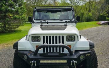 Jeep-wrangler-1990-white-2