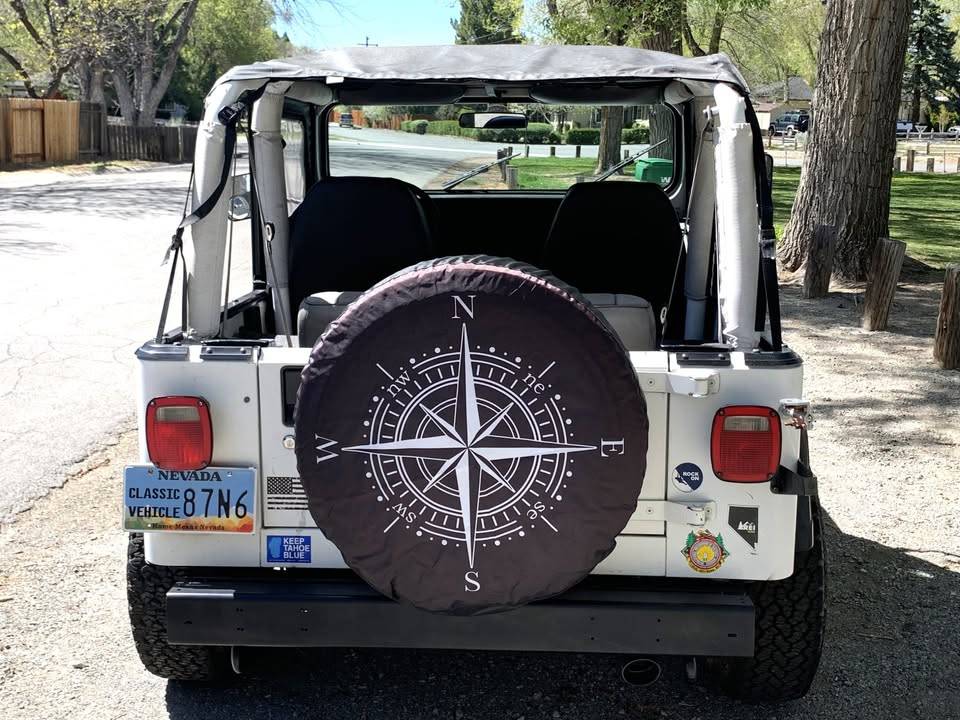 Jeep-wrangler-1990-white-2