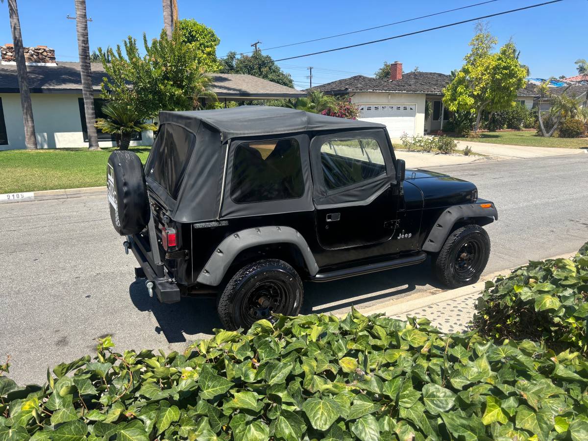 Jeep-wrangler-1991-16