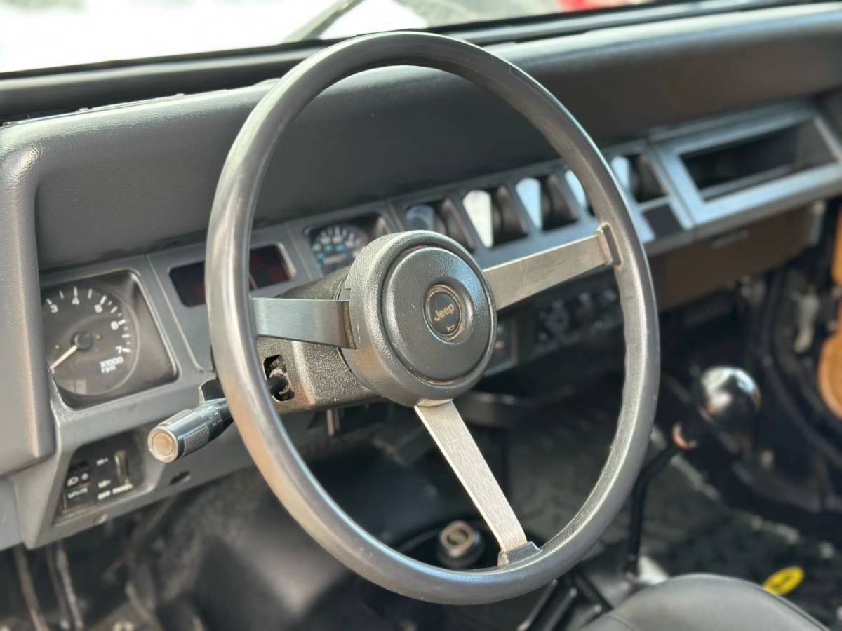 Jeep-wrangler-1992-black-12