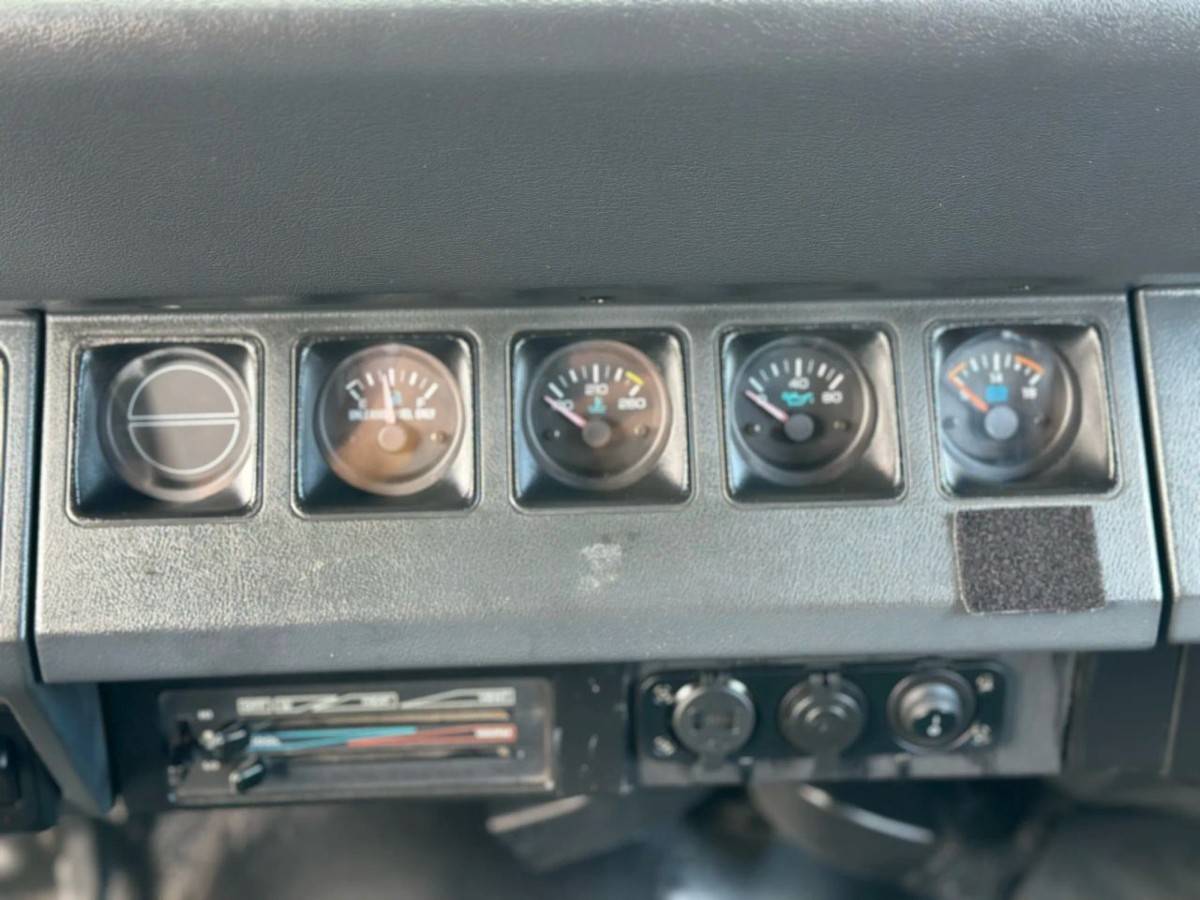 Jeep-wrangler-1992-black-16