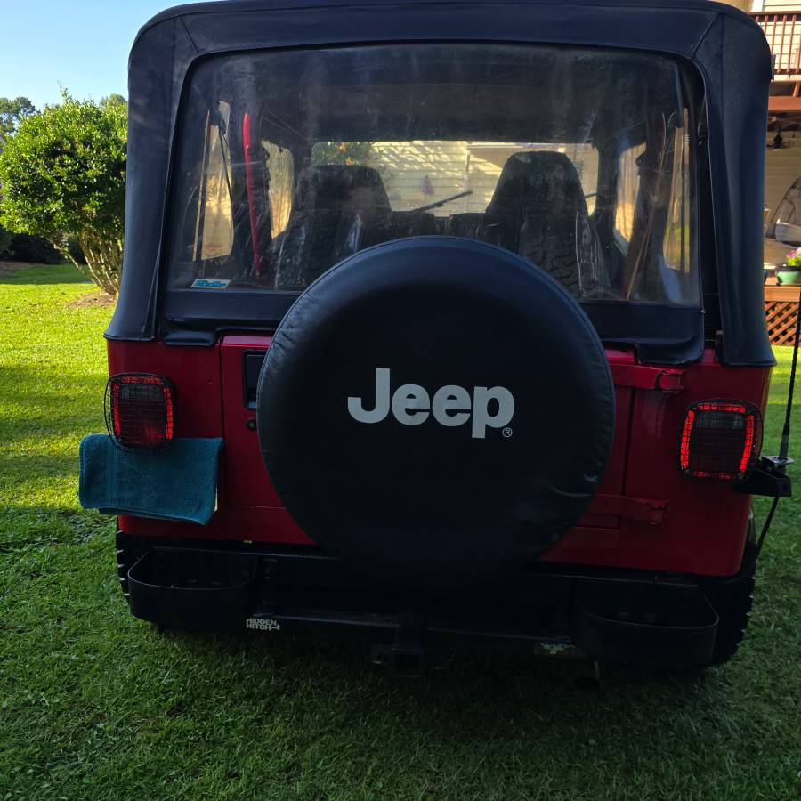 Jeep-wrangler-1992-red-3