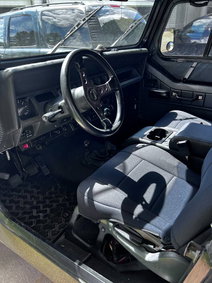 Jeep-wrangler-1993-black-13