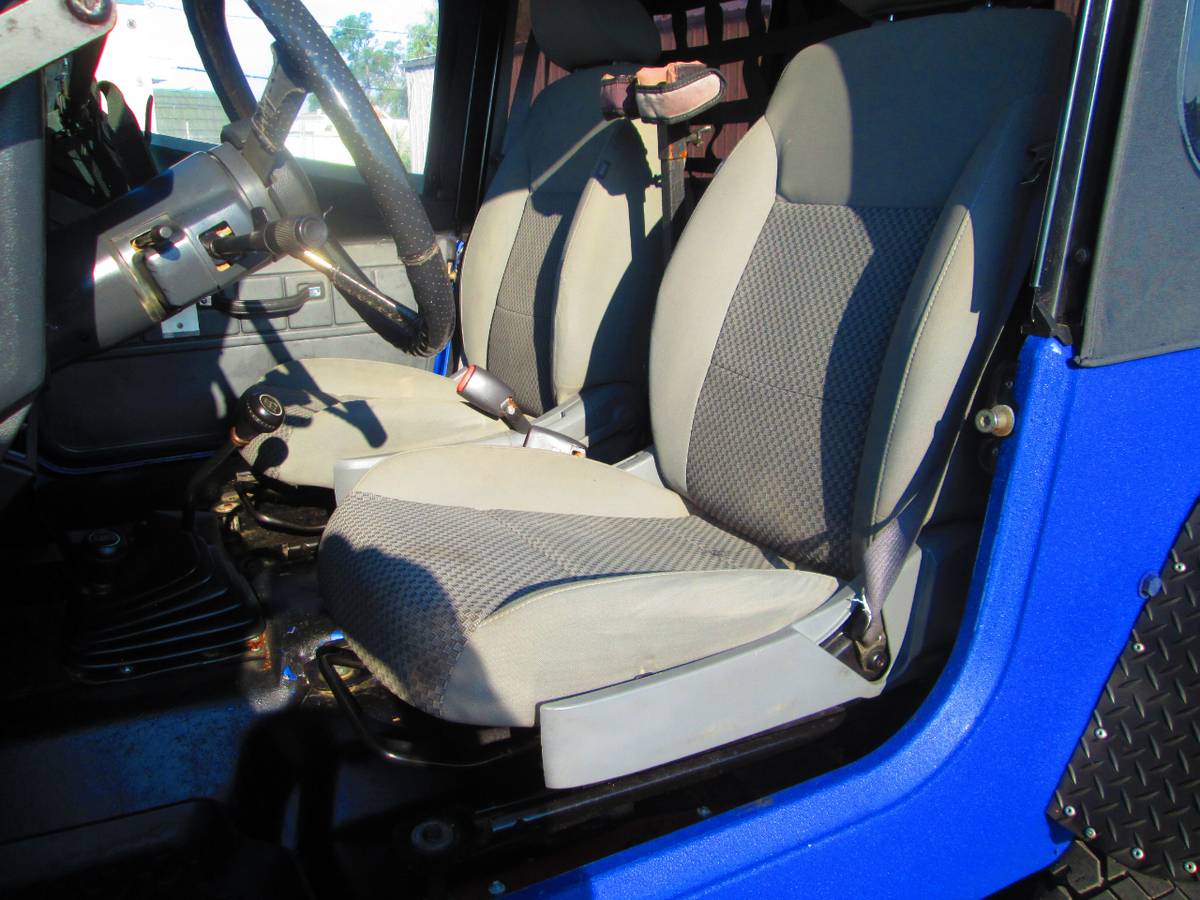 Jeep-wrangler-1994-blue-8