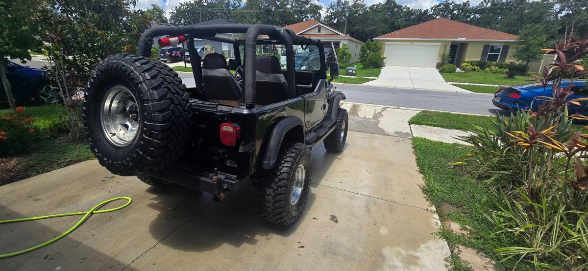 Jeep-wrangler-1995-black-2