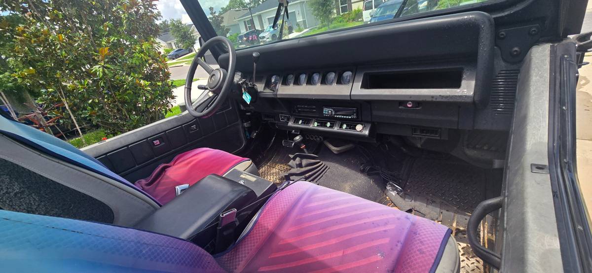 Jeep-wrangler-1995-black-4