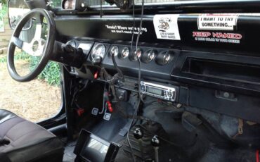 Jeep-wrangler-1995-black-8