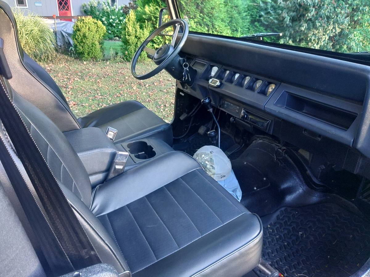 Jeep-wrangler-diesel-1993-black-2