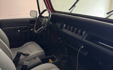 Jeep-wrangler-renegade-1991-red-4