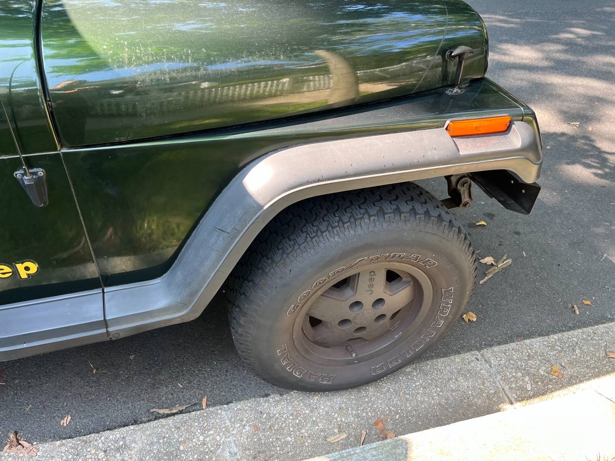 Jeep-wrangler-rio-grande-1995-green-3