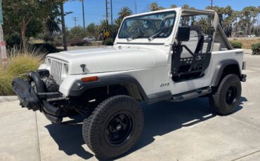 Jeep-wrangler-s-1989-white-1