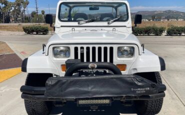 Jeep-wrangler-s-1989-white-4
