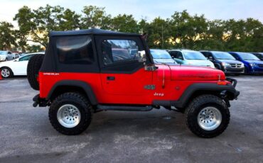 Jeep-wrangler-s-1992-red-12