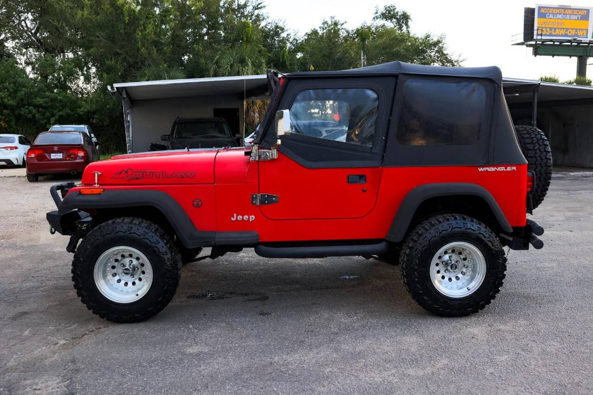 Jeep-wrangler-s-1992-red-2