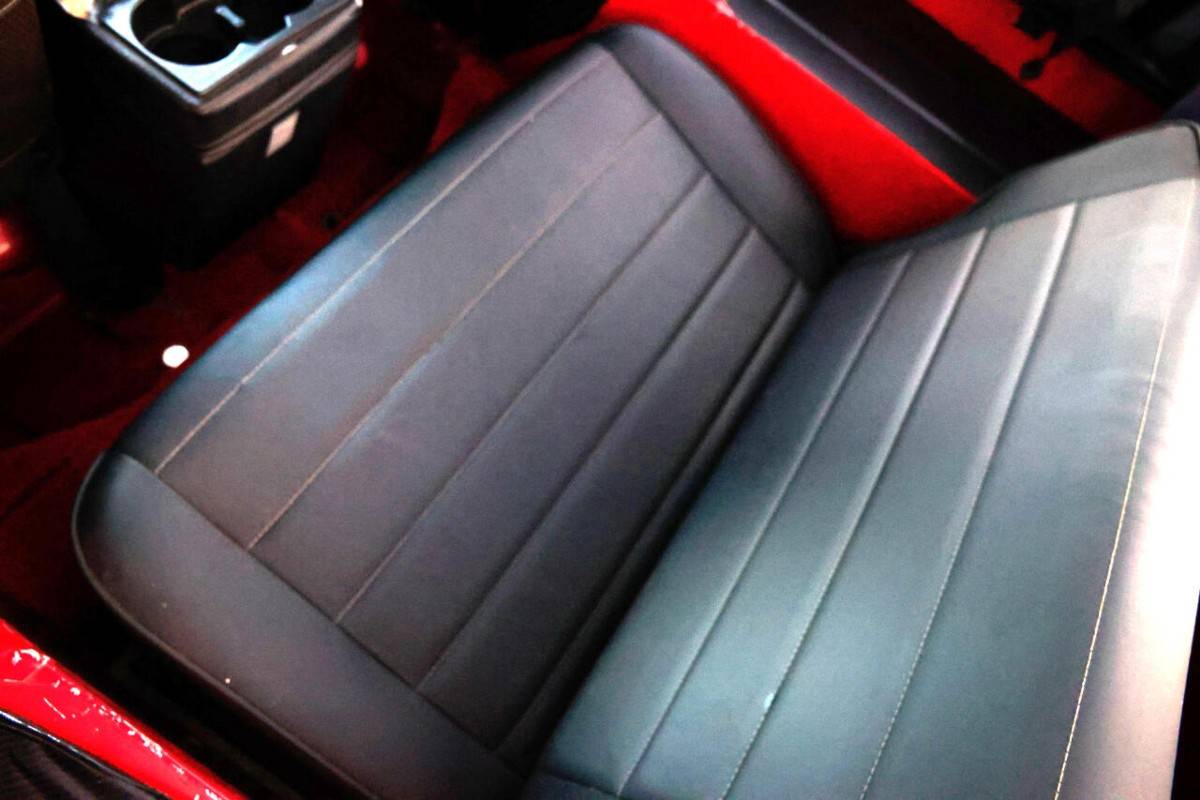 Jeep-wrangler-s-1992-red-7