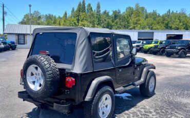 Jeep-wrangler-s-1995-black-3