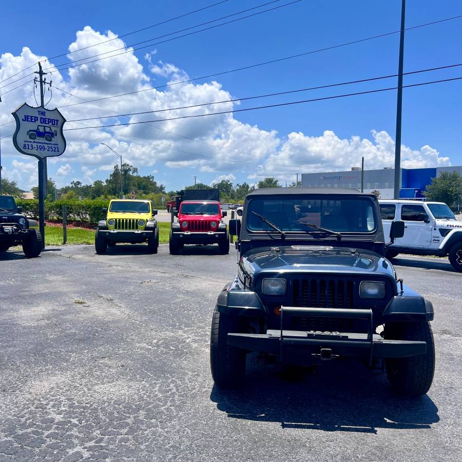 Jeep-wrangler-s-1995-black-4