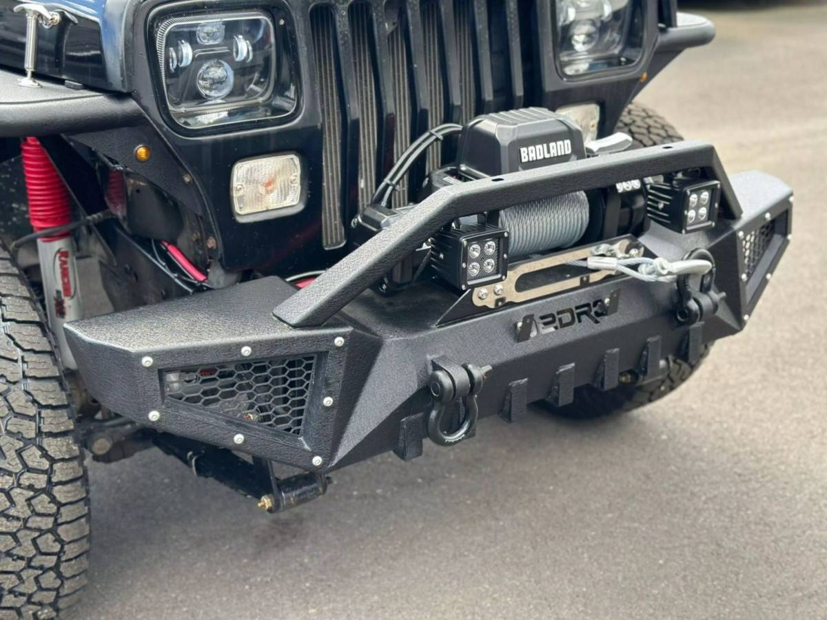 Jeep-wrangler-s-sport-utility-1992-black-12