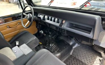 Jeep-wrangler-s-sport-utility-1992-black-15