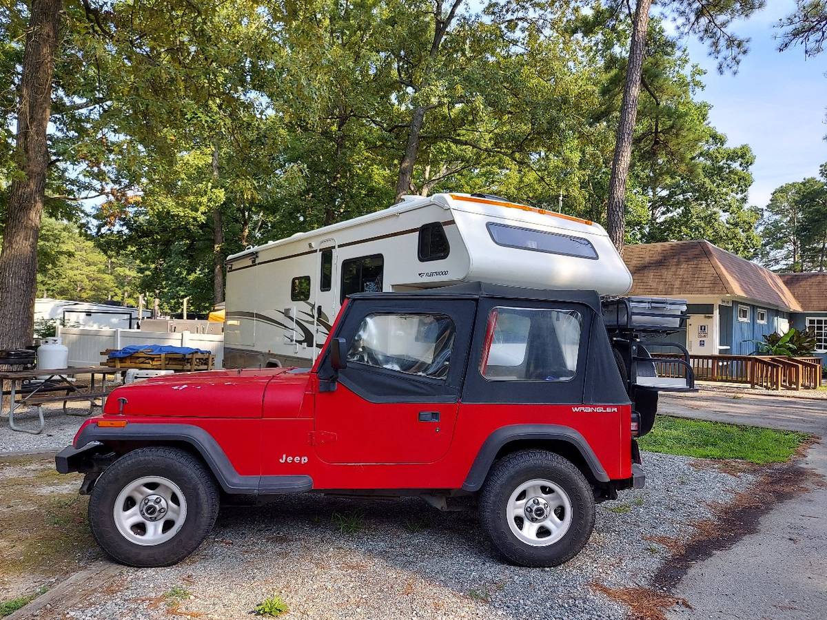 Jeep-wrangler-s-yj-1992-red-10