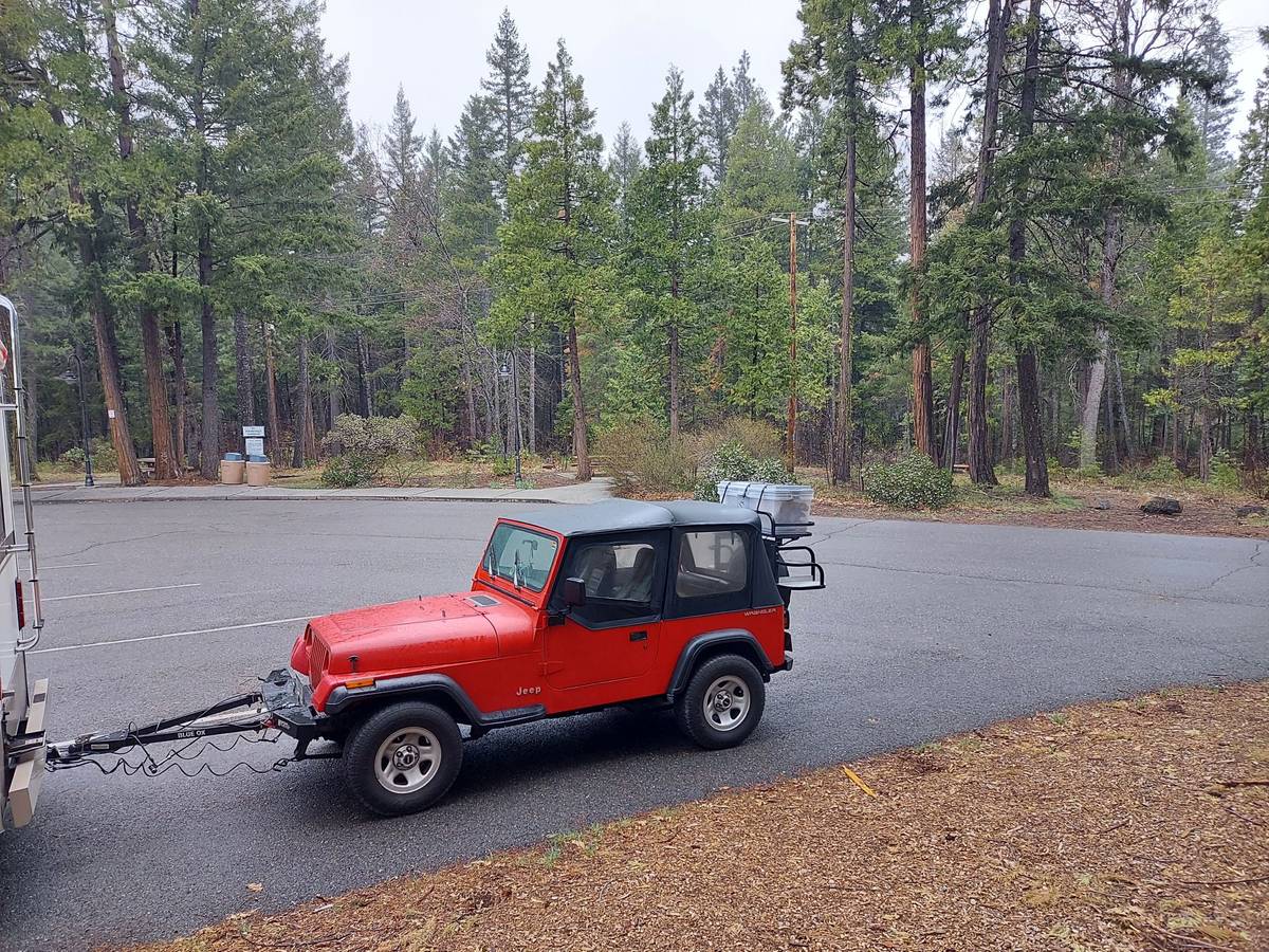 Jeep-wrangler-s-yj-1992-red-12