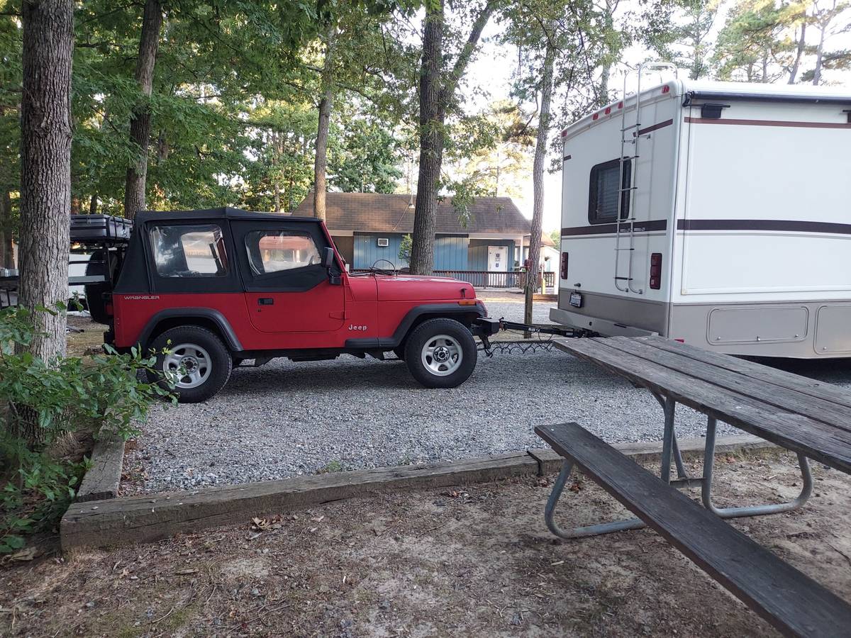 Jeep-wrangler-s-yj-1992-red-15