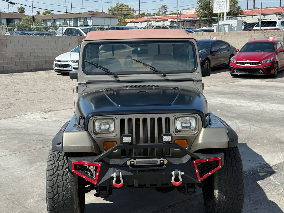 Jeep-wrangler-sahara-1990-brown-5