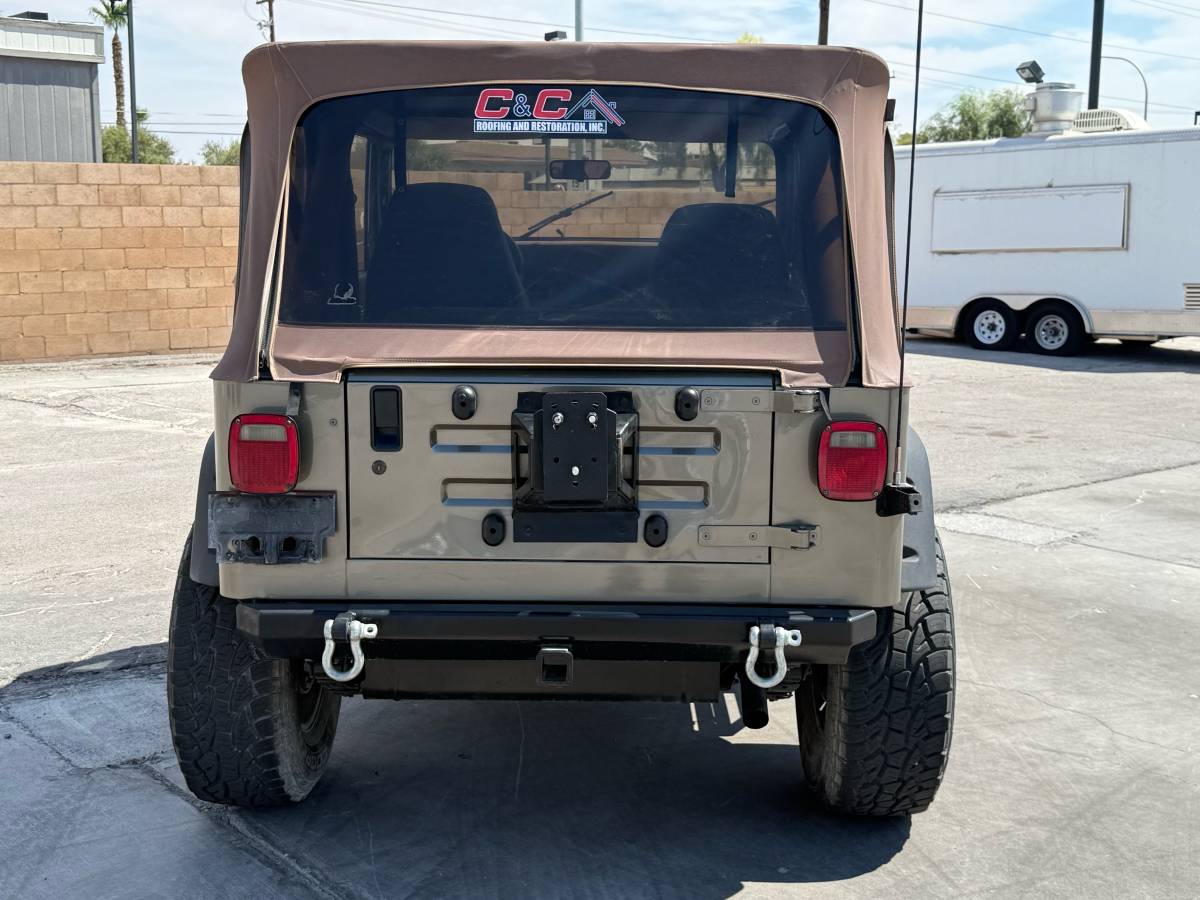 Jeep-wrangler-sahara-1990-brown-7