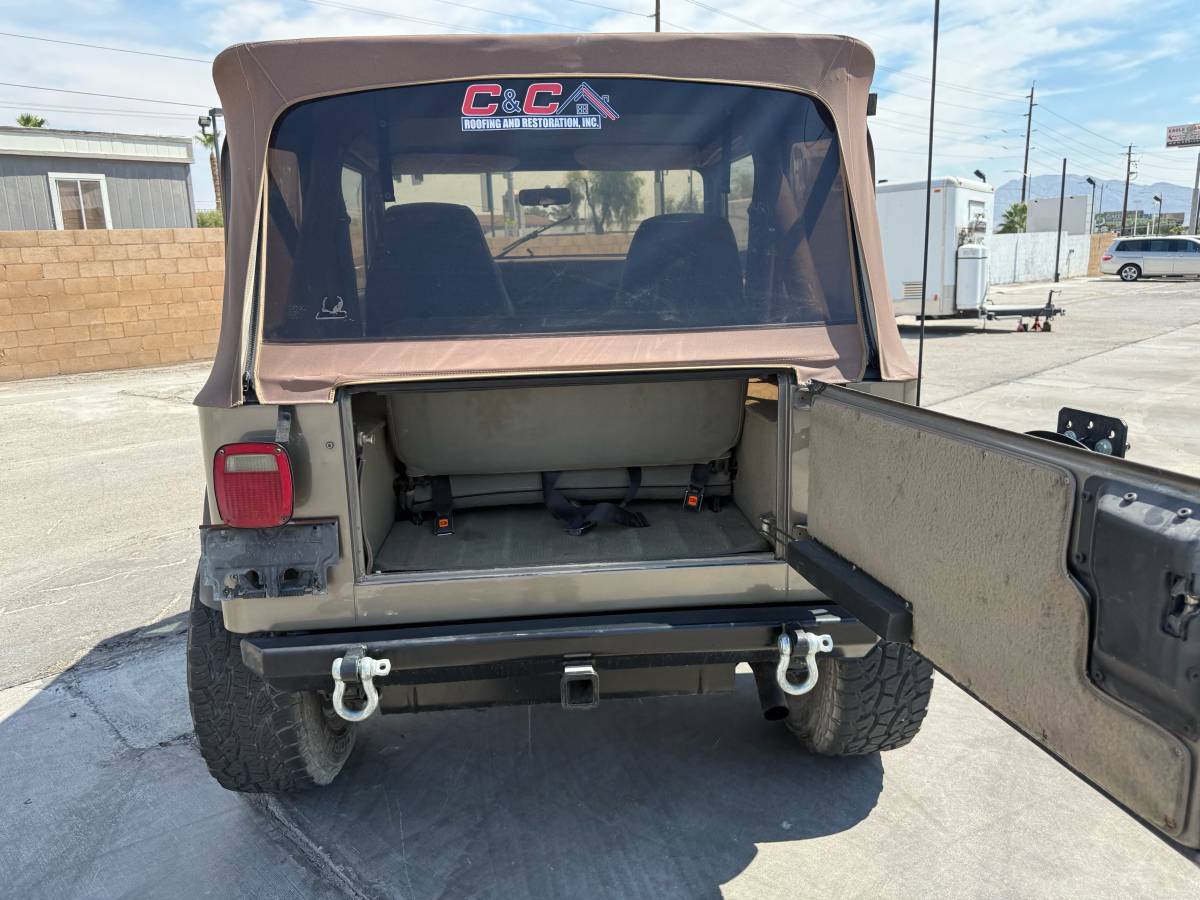 Jeep-wrangler-sahara-1990-brown-9