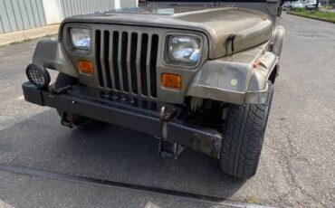 Jeep-wrangler-sahara-1991-green-2