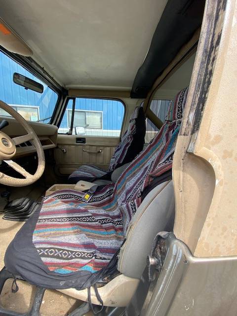 Jeep-wrangler-sahara-1991-green-6