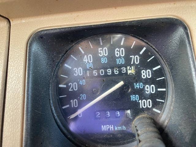 Jeep-wrangler-sahara-1991-green-8