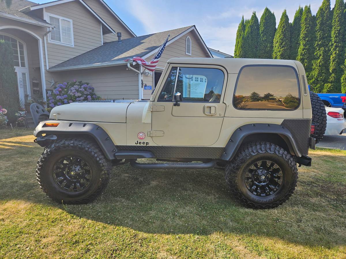 Jeep-wrangler-sahara-4x4-1989