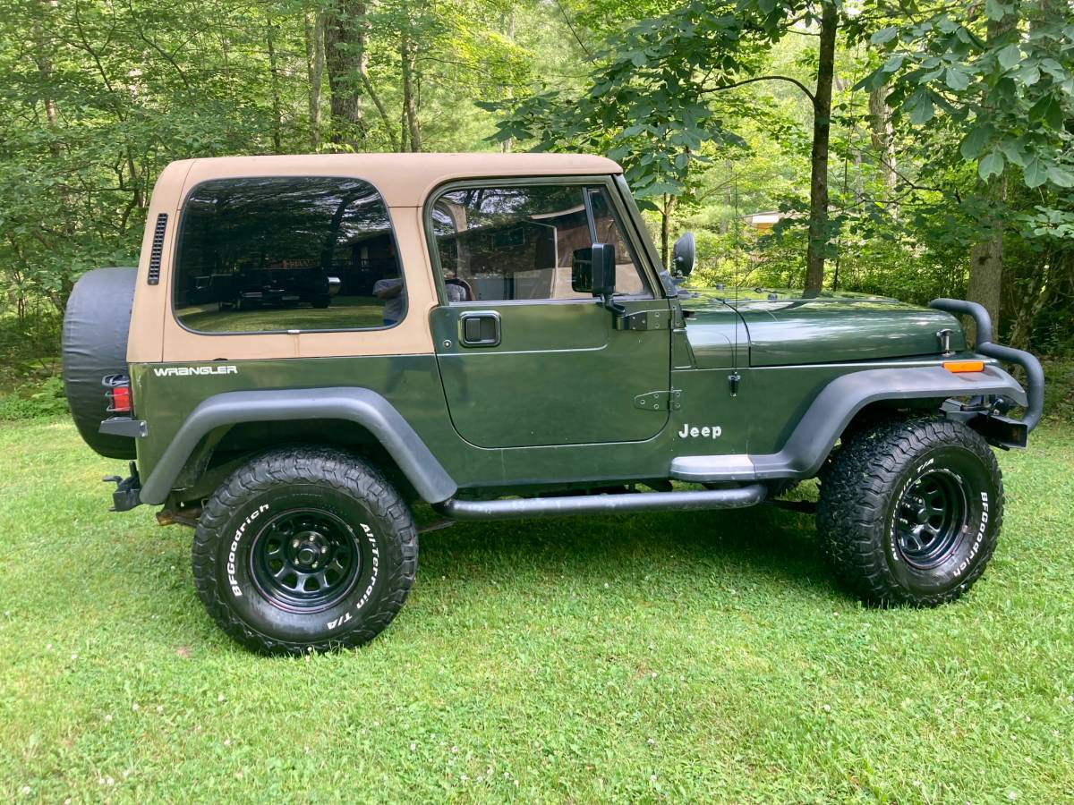 Jeep-wrangler-se-1995-green-4