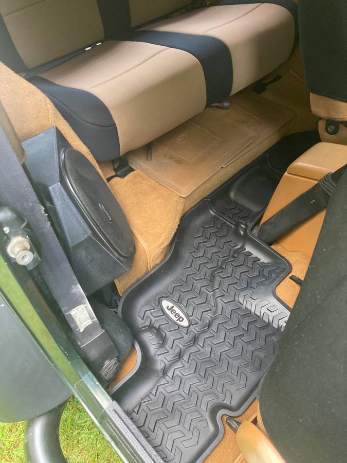 Jeep-wrangler-se-1995-green-8