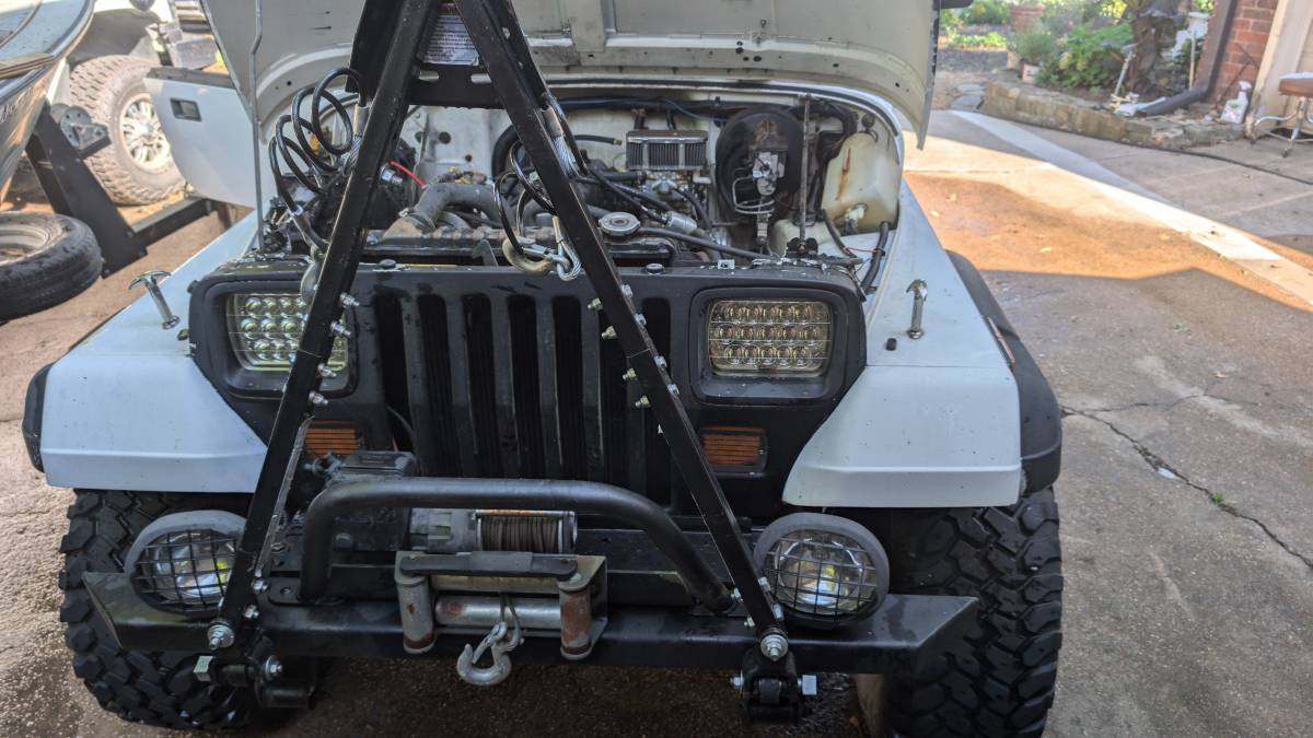 Jeep-wrangler-yh-1988-white-2