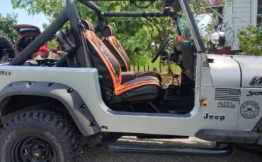 Jeep-wrangler-yj-1987-silver-11