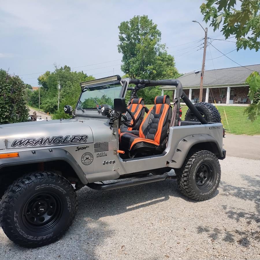 Jeep-wrangler-yj-1987-silver-9