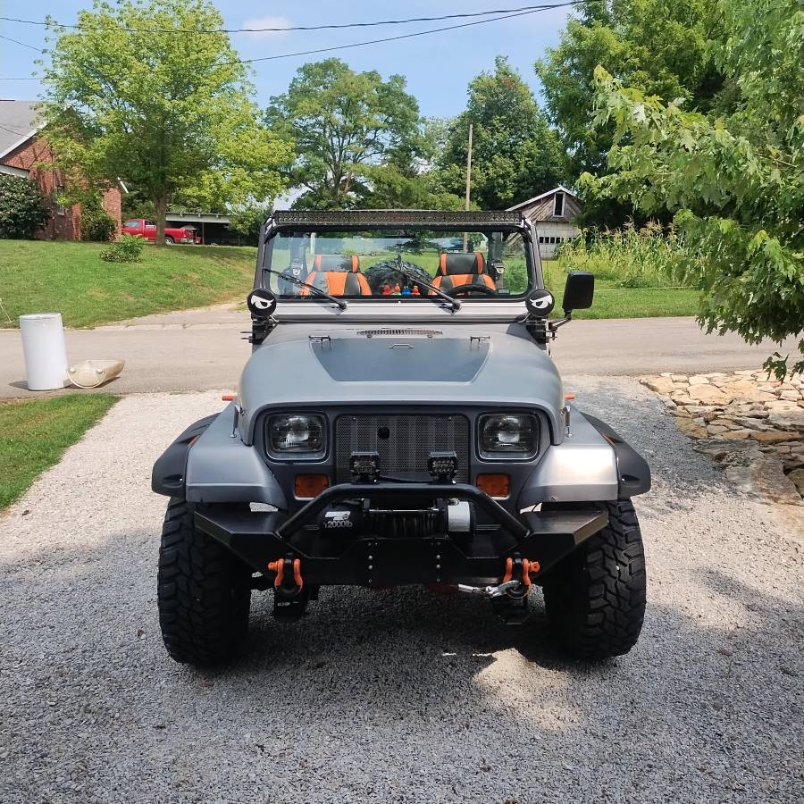 Jeep-wrangler-yj-1987-silver