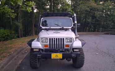 Jeep-wrangler-yj-1988-silver-3