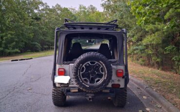 Jeep-wrangler-yj-1988-silver-4