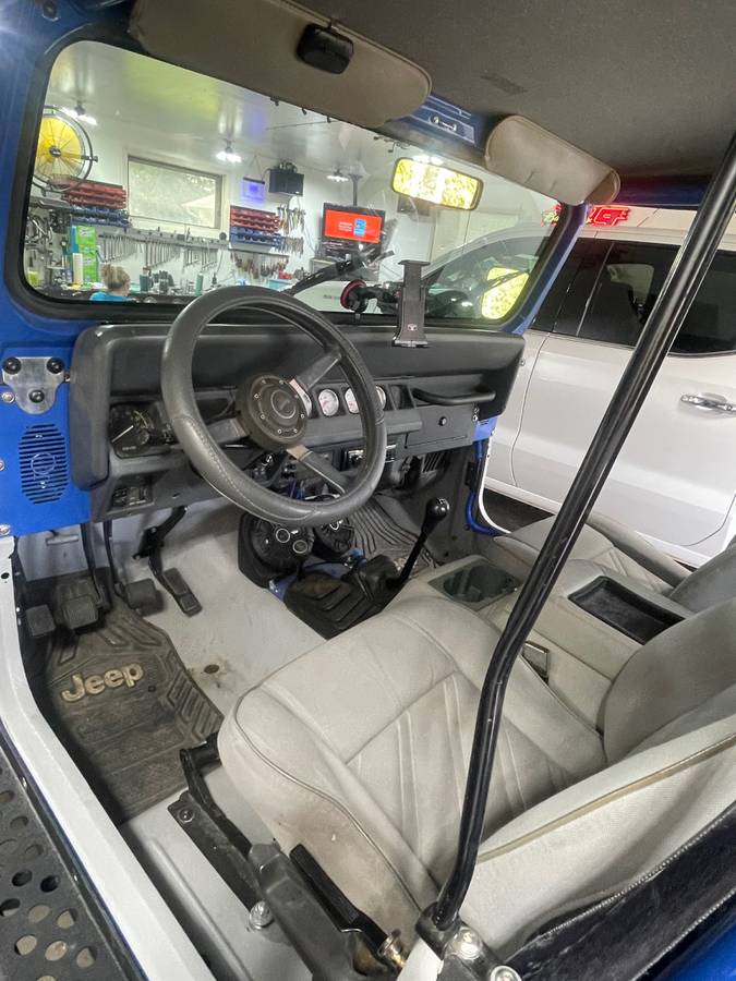 Jeep-wrangler-yj-1989-blue-4